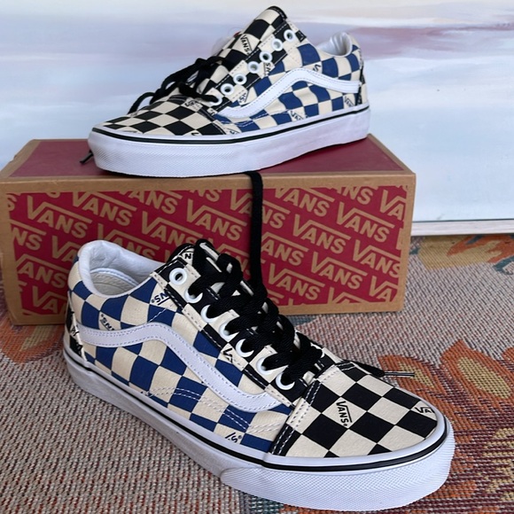 Vans WMNS Old Skool (Big Check) Black/Navy
VN0A4U3BWRT
Sneakers - Picture 15 of 16